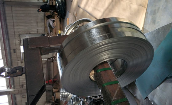 kopen SGCC warm gedompelde gegalvaniseerde staalstrook 0,12 mm × 100 mm met gepassiveerd oppervlak voor de productie van kanalen en buizen online manufacture