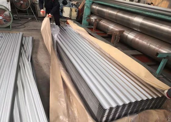 kopen AZ180 DX51D Galvalume gegolfde dakplaat met 800 mm effectieve breedte voor civiele gebouwen online manufacture