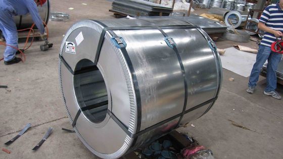 kopen Z40Z300G DX51D Warm gegalvaniseerd staal spoel Zink bekleding op ijzer voor container en bouw toepassingen online manufacture