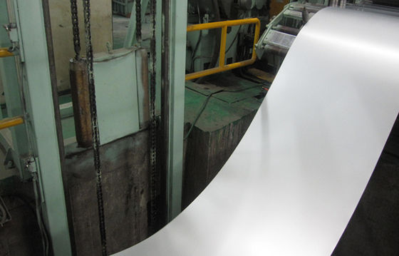 kopen PPGI HDG GI Zinkgecoate staal spoel met SPCC DX51D basis metaal voor bouw- en apparatuurtoepassingen online manufacture