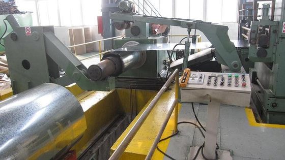 kopen Van de het Staalstrook van SGCC SGCD JIS G3302 Hete Ondergedompelde Gegalvaniseerde Met een laag bedekte het Staalrollen Zink online manufacture